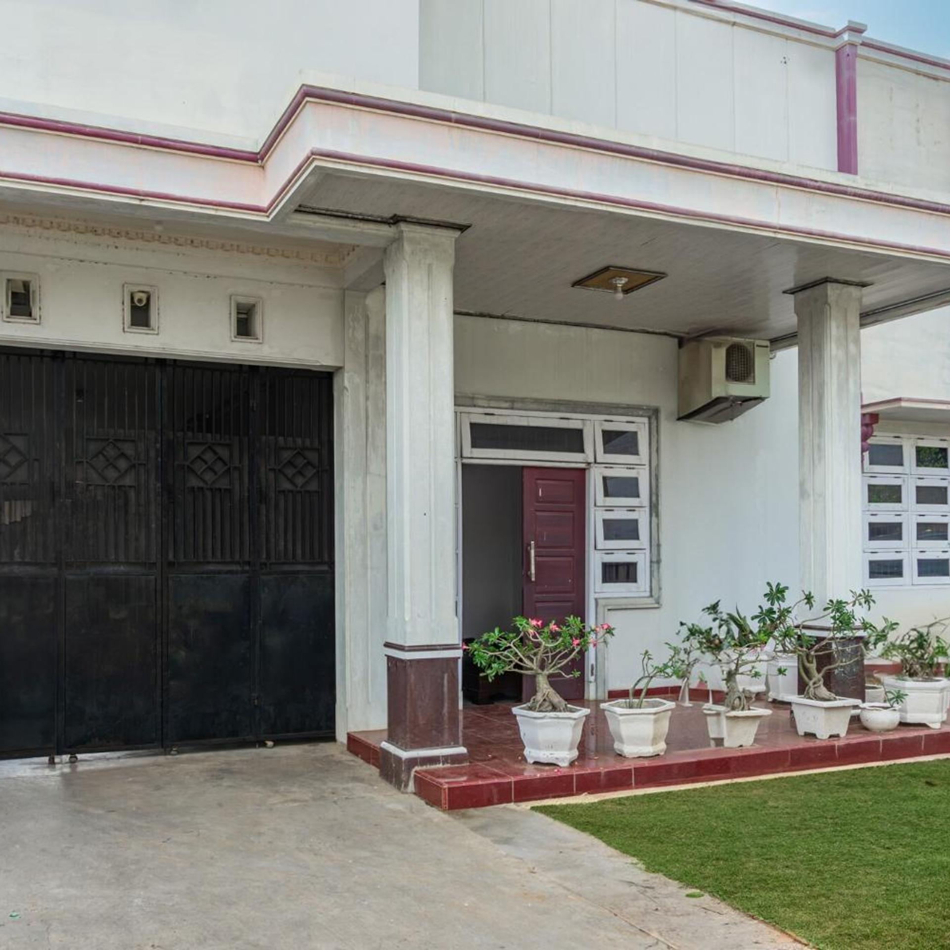 Hotel O Guest House Pahlawan Syariah in Kotabumi