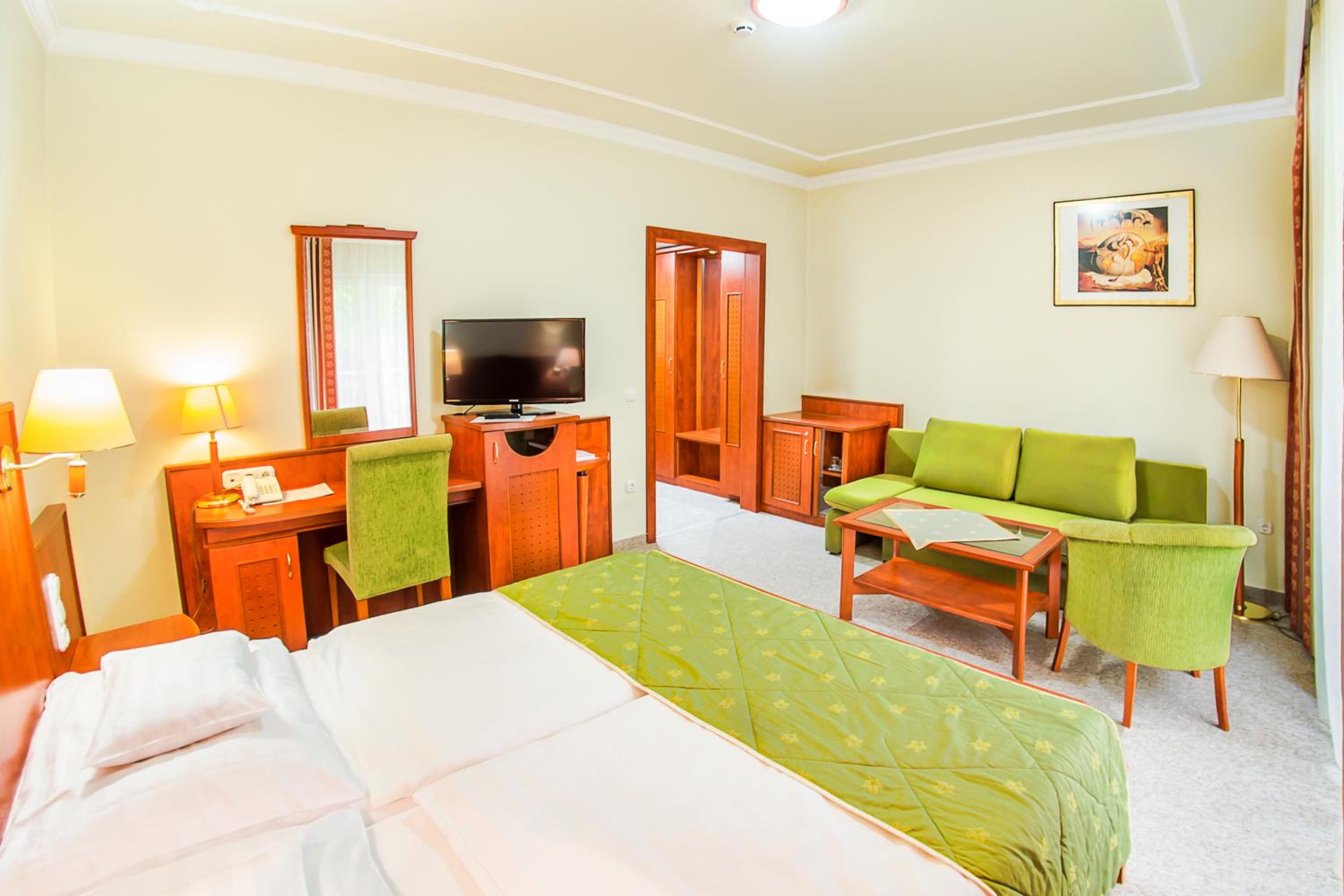 Deluxe, Double Bed, Balcony, New Building