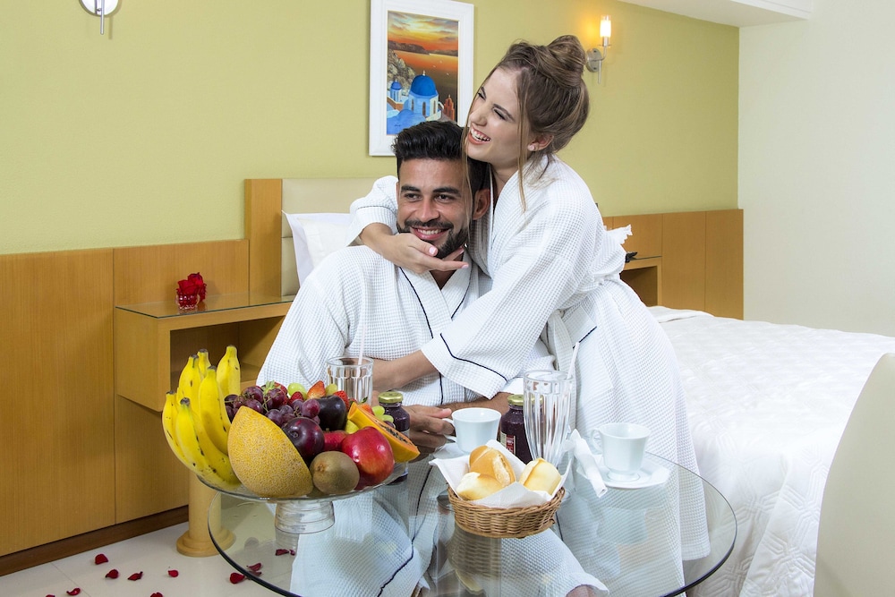 Hotel Santorini 40/72