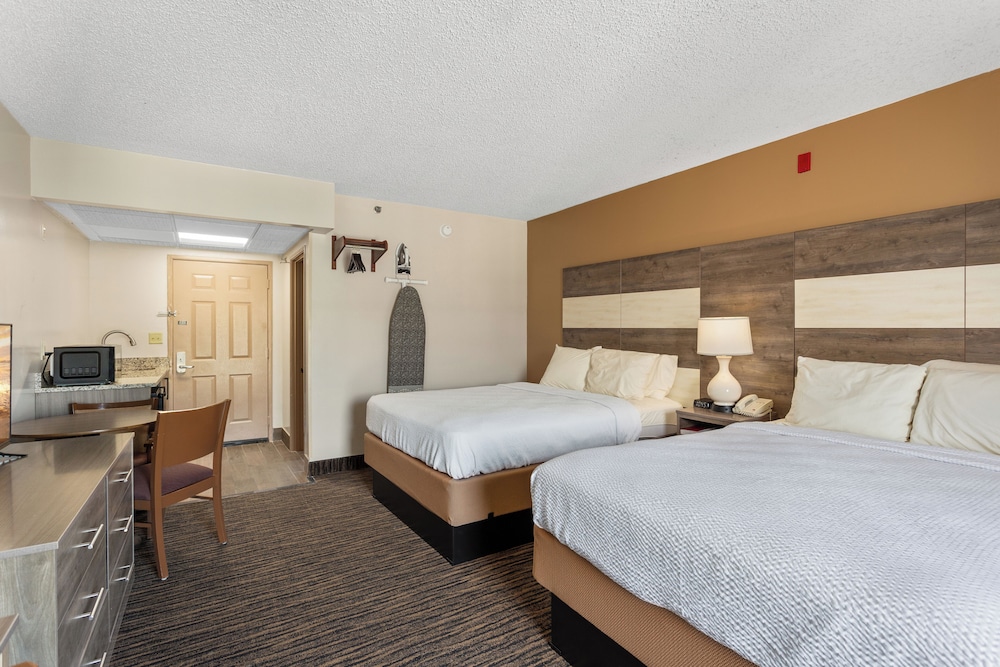 COMFORT, 2 QUEEN BEDS, PARTIAL OCEAN VIEW