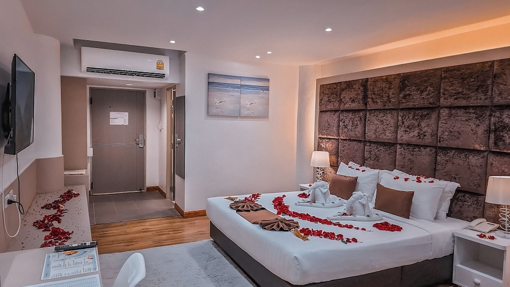 غرفة بريميير بسرير كينج، Pooh Beach Resort and Spa 9/10