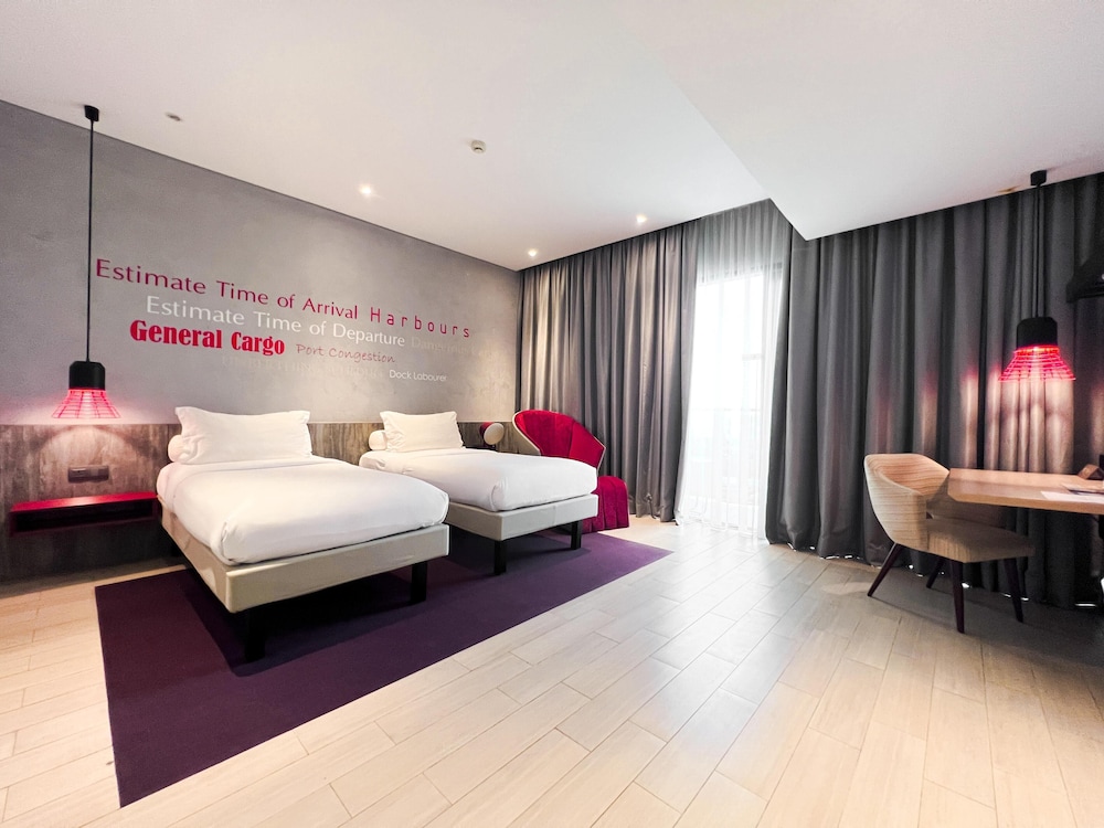 Ibis Styles Batam Nagoya 20/68
