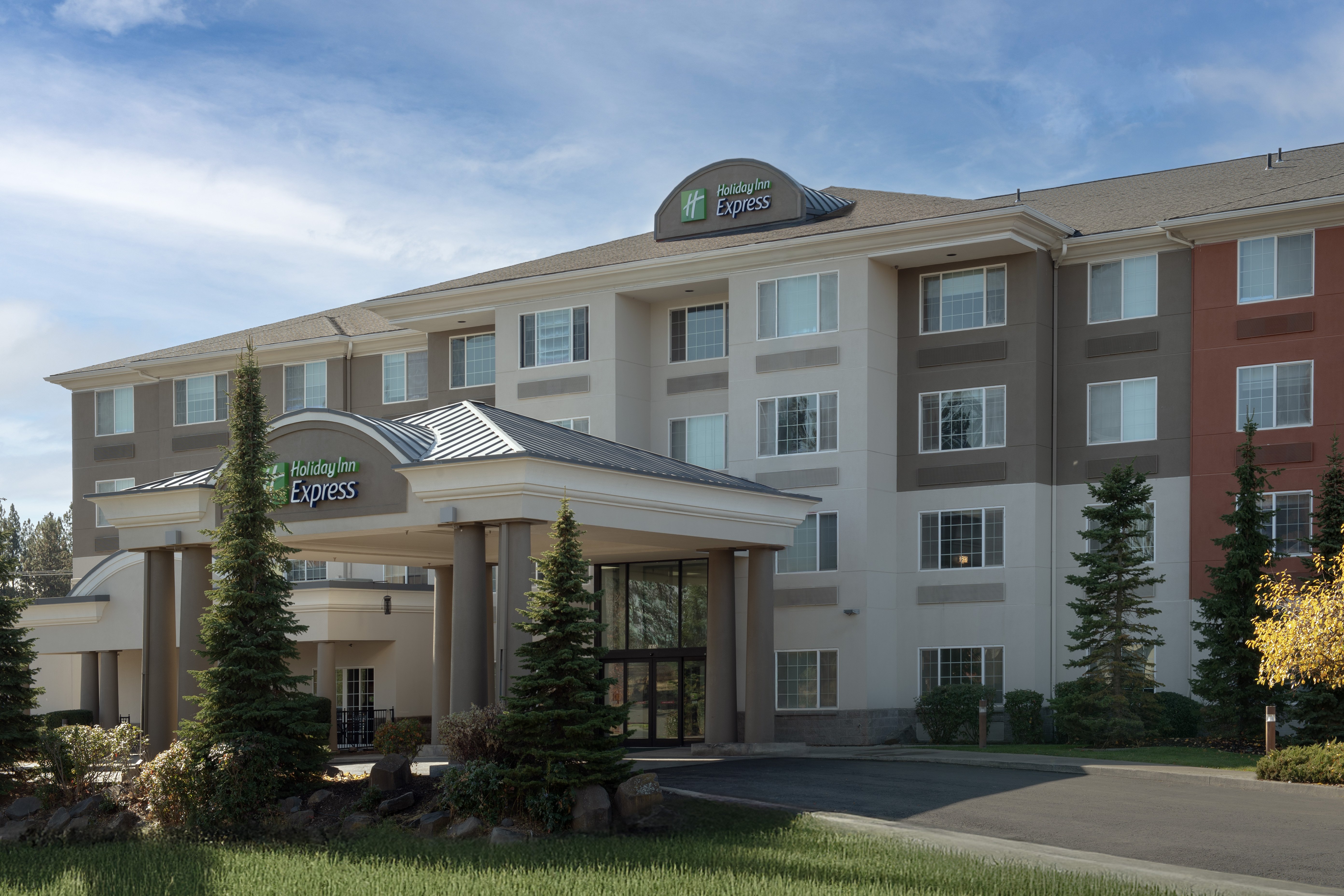 Holiday Inn Spokane Airport 4/52