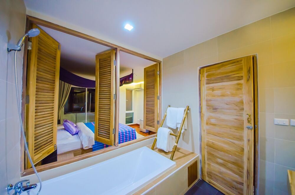 Nakorn De Sukhothai Hip Hotel 27/47