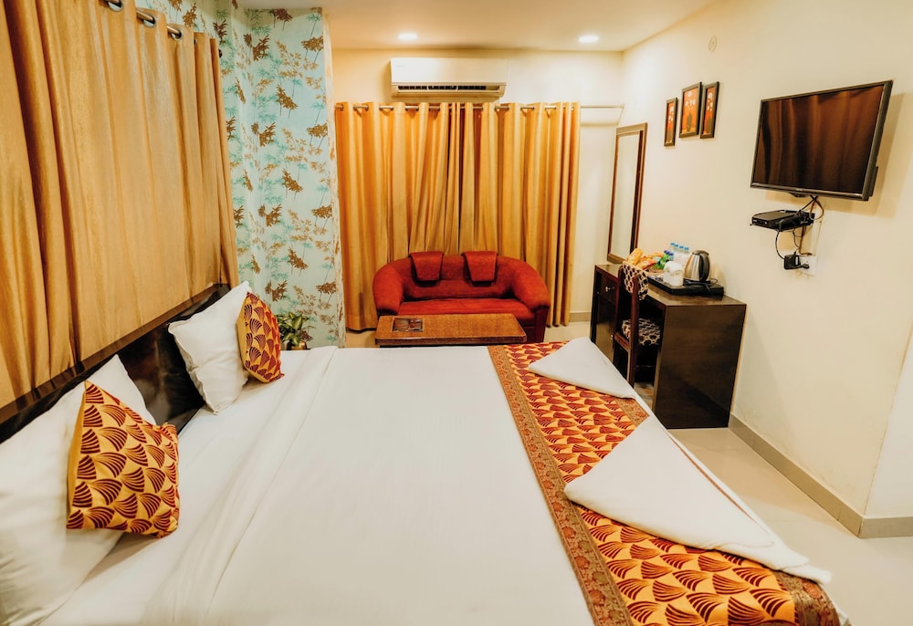 Hotel Sahu 18/49