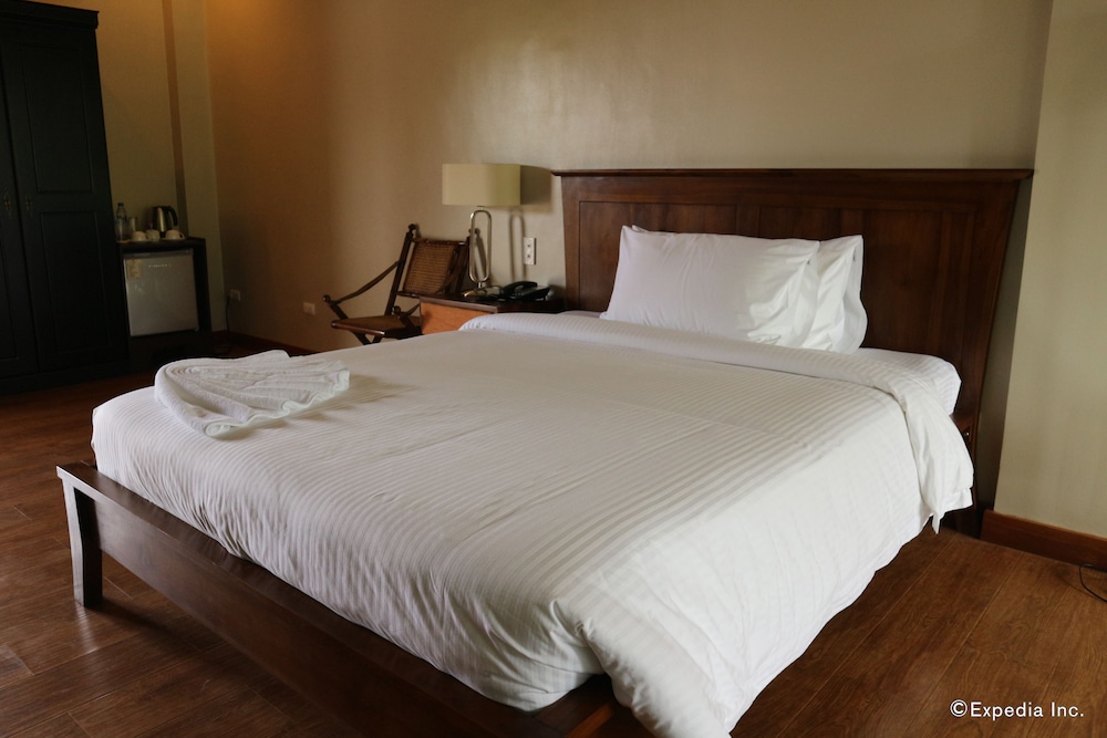 Bravo Resorts Munting Paraiso 15/49