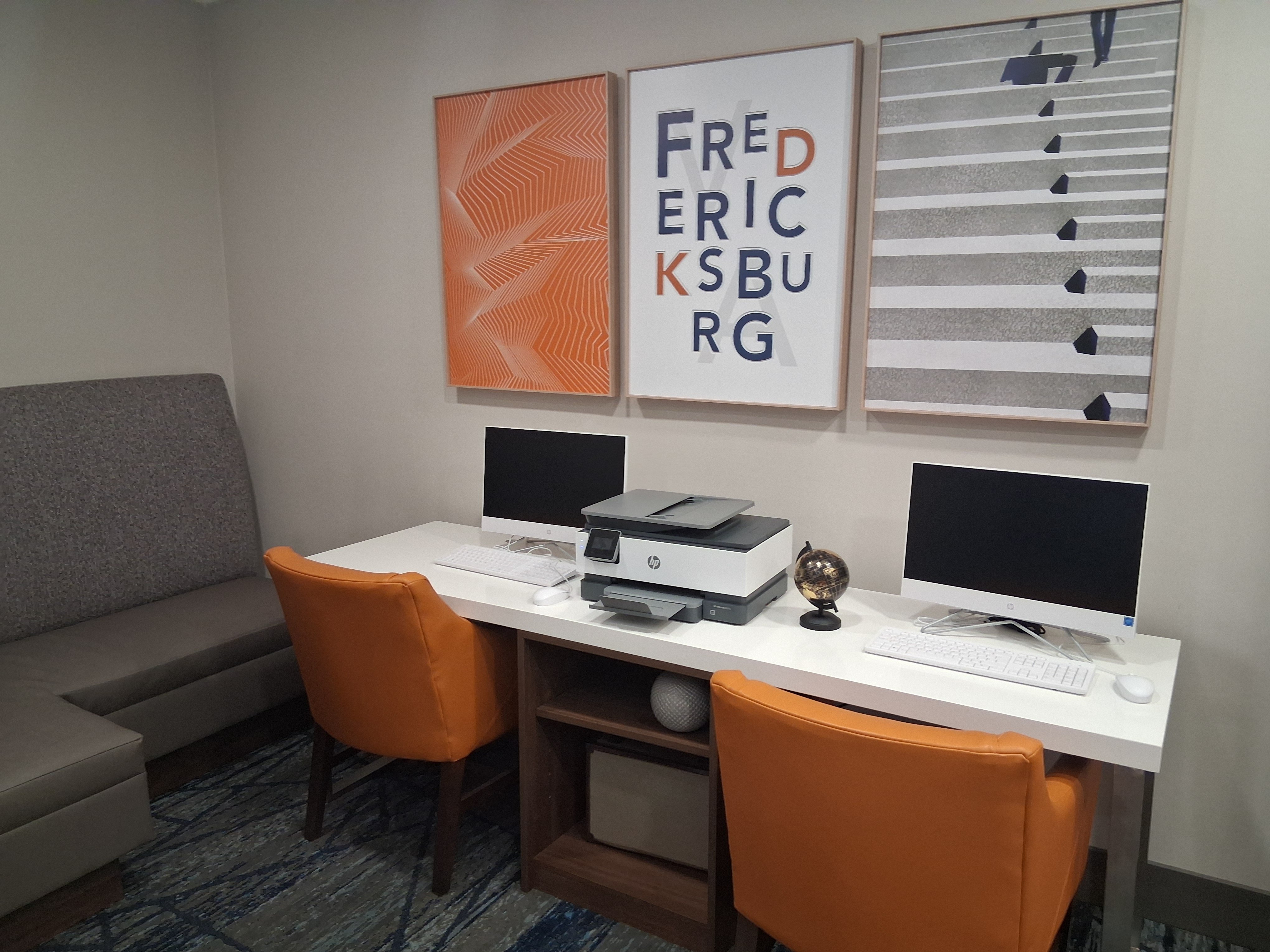 Holiday Inn Express FREDERICKSBURG SOUTHPOINT 64/65