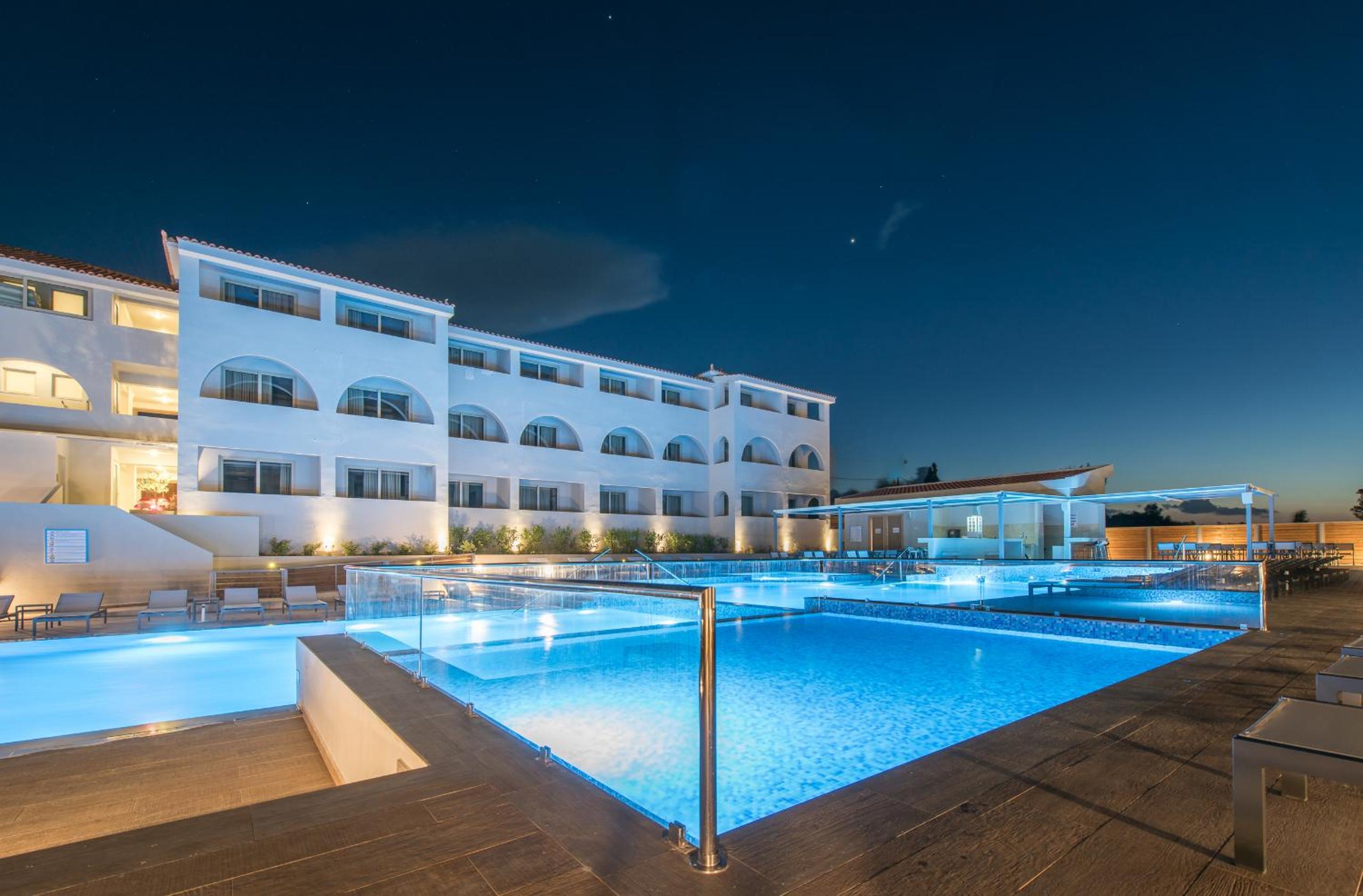 Azure Resort Spa 8/51