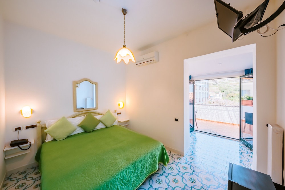 Hotel Villa Giuseppina 15/50