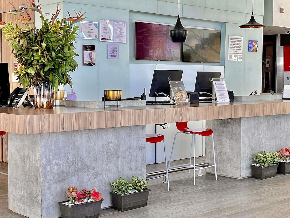 IBIS CARTAGENA MARBELLA 6/64
