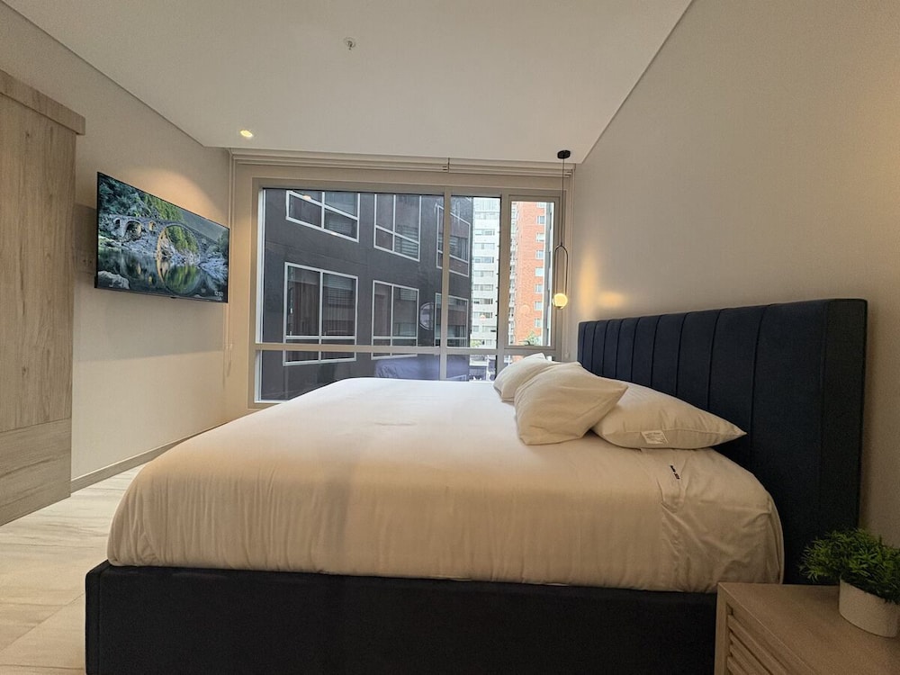1 BEDROOM, LUXURY, APARTMENT, CITY VIEW