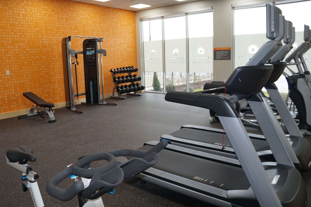 La Quinta Inn And Suites By Wyndham Lewisville 24/50
