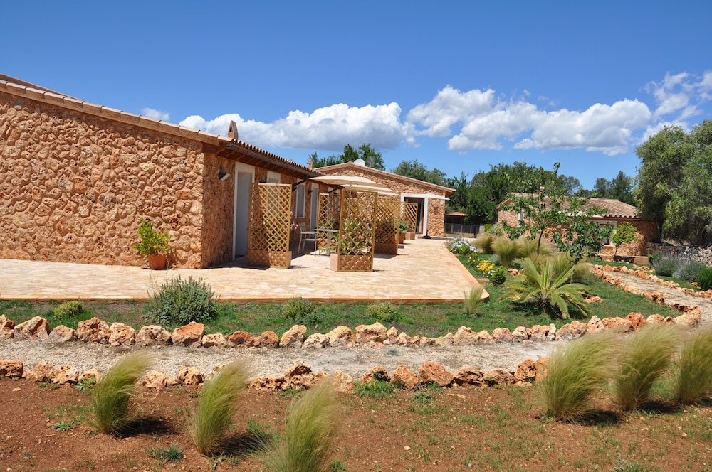Agroturismo Can Porreti 43/50