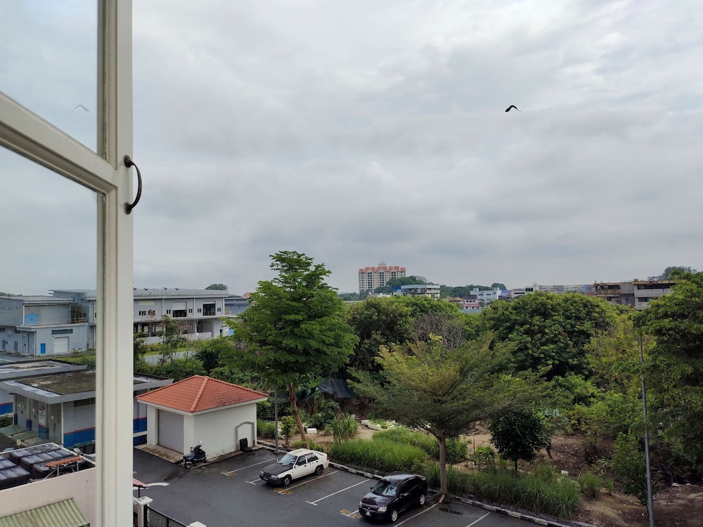 Kapitan Kongsi Hotel 44/50