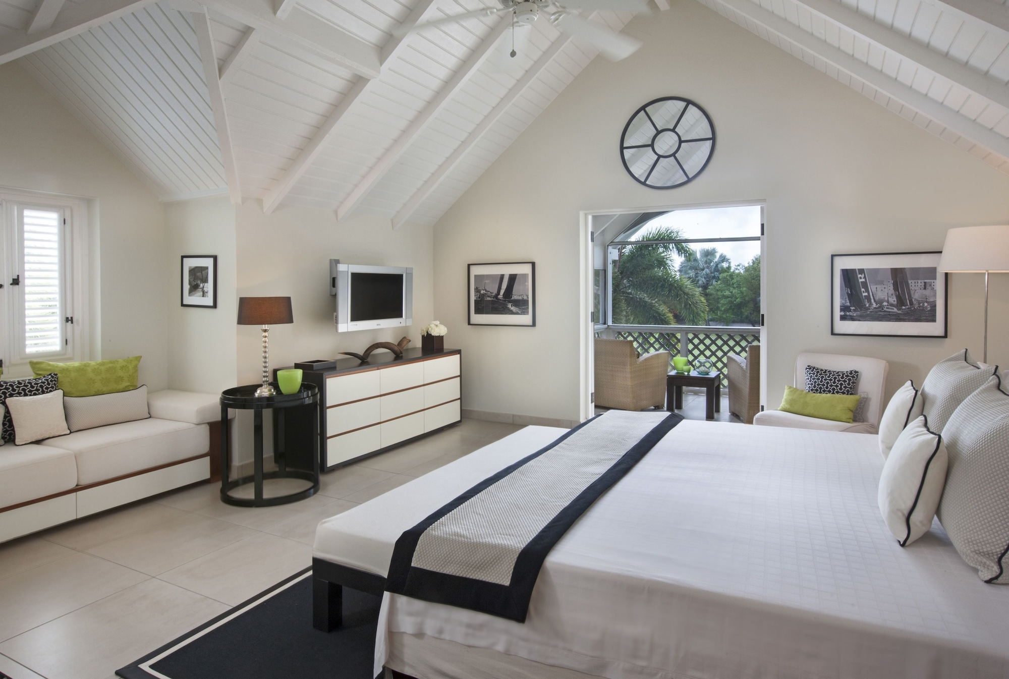 2 Bedrooms, Palm, Residence, King and Twin Beds