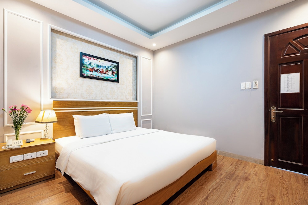 Lucky Star Hotel 266 De Tham 12/38