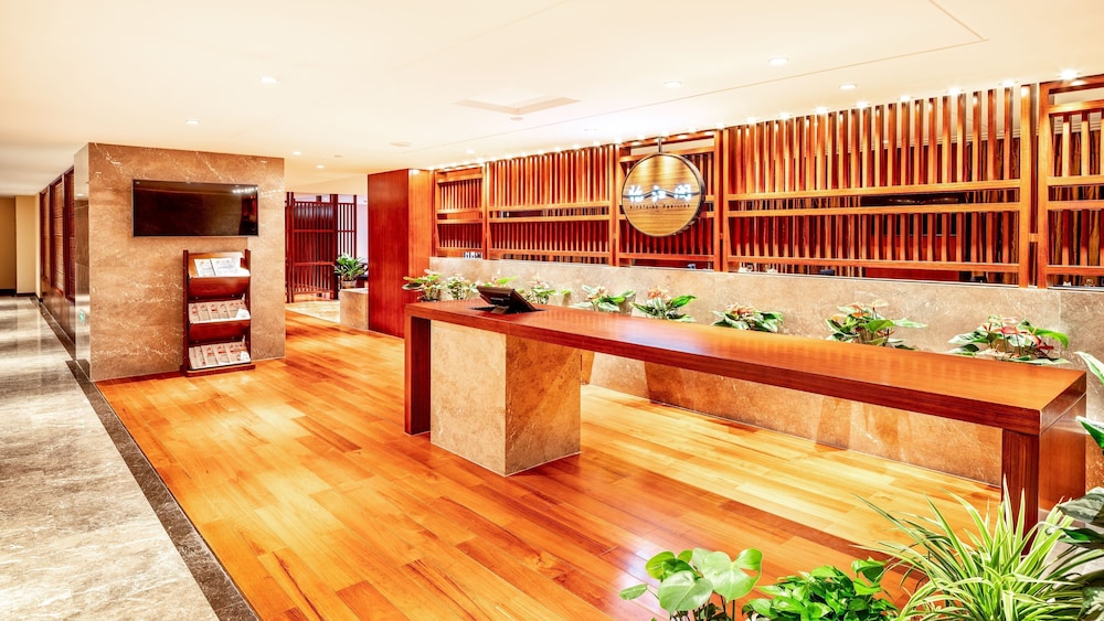 Holiday Inn Neijiang Riverside 7/81