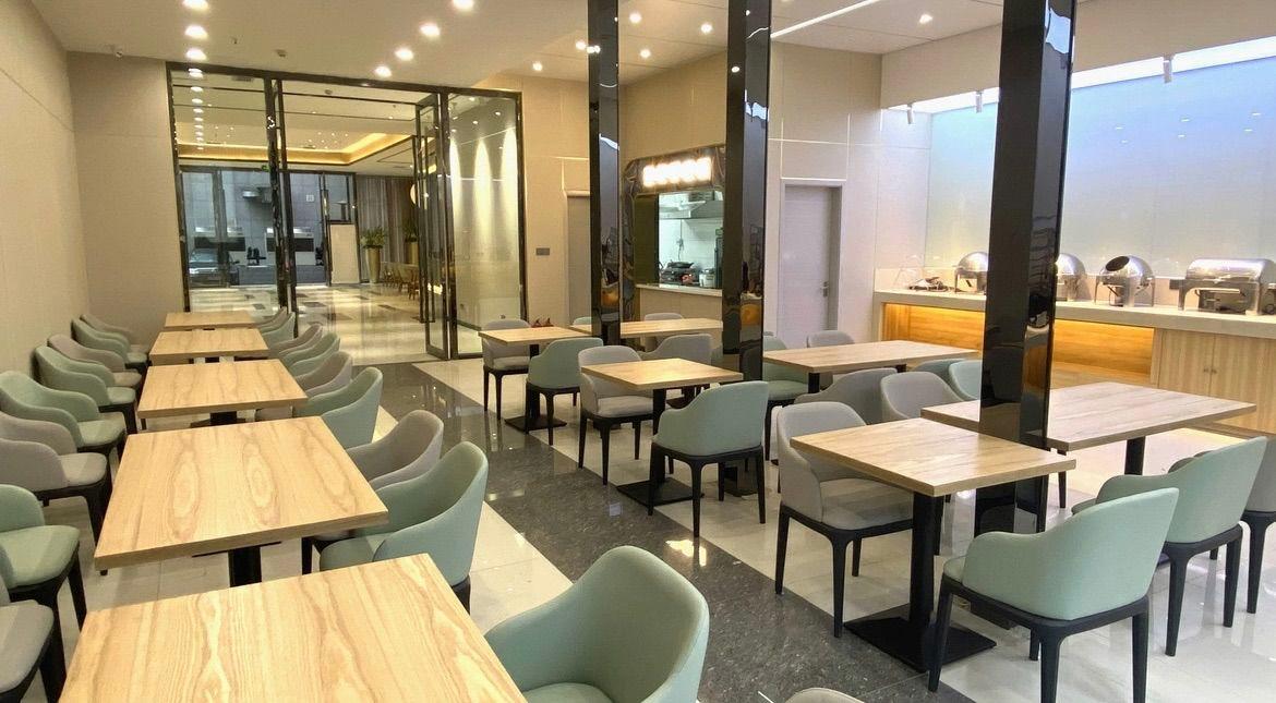 Erwan Hotel (Chuhe Hanjie) 19/25