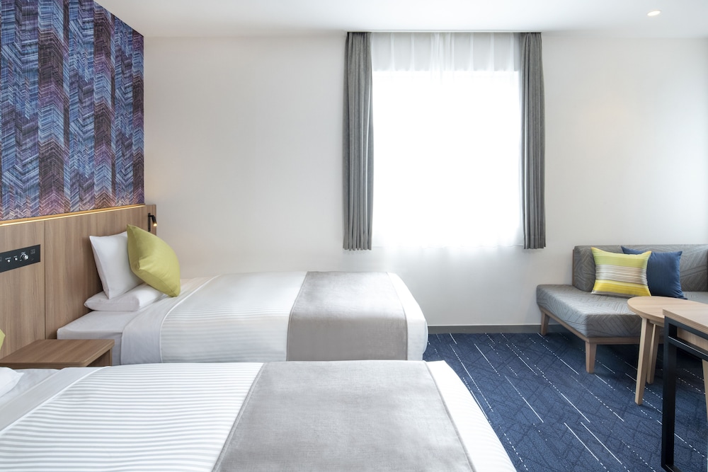 SUPERIOR, TWIN BEDS