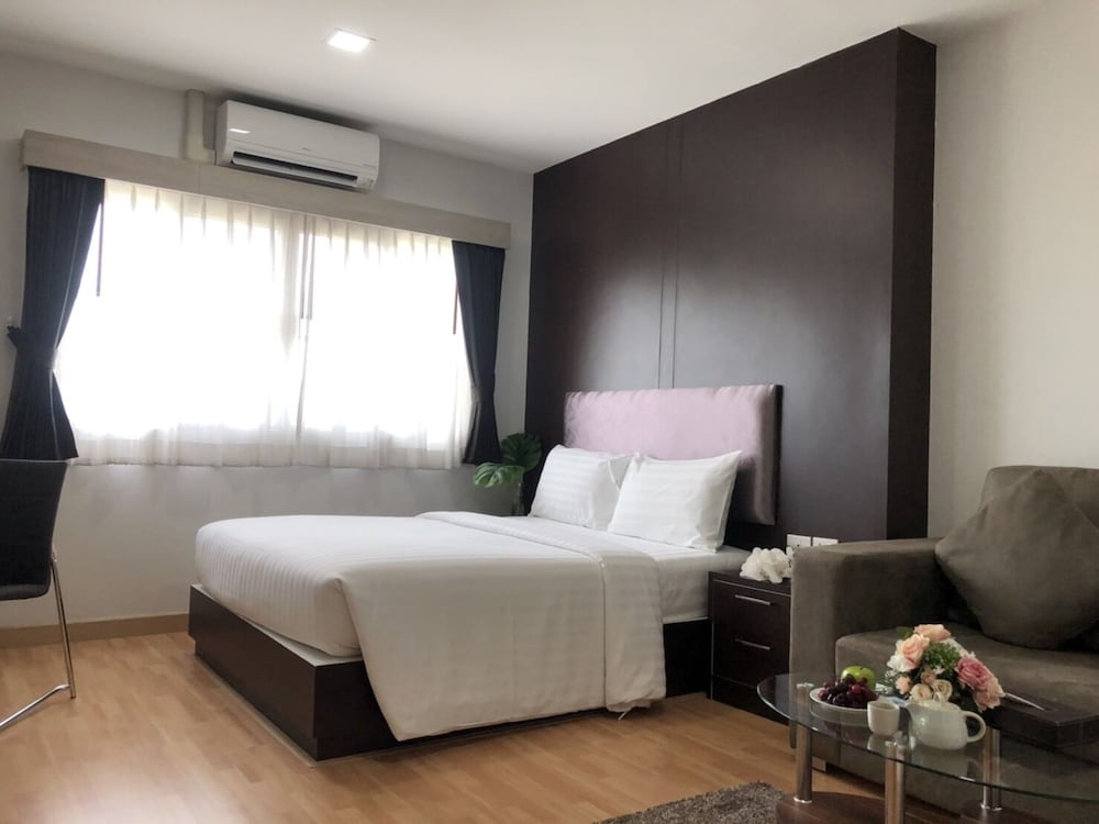 Eastpana Hotel 19/71