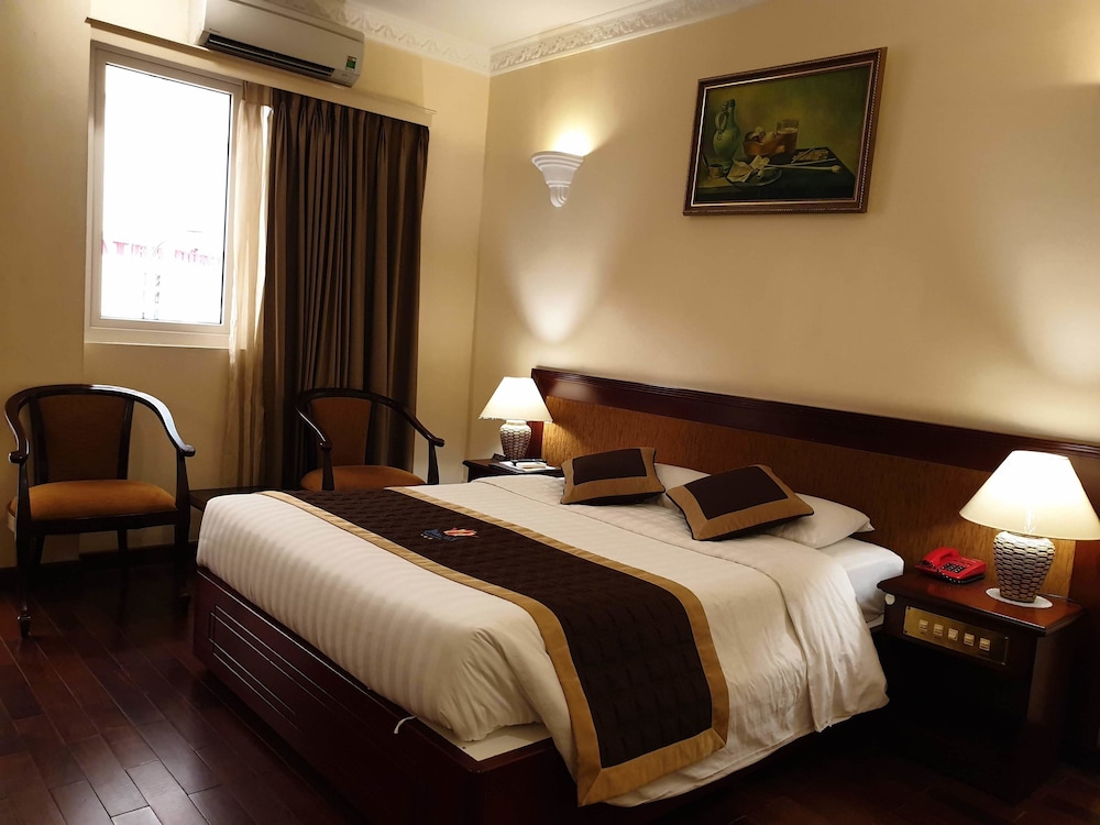 Huong Sen Hotel 15/71