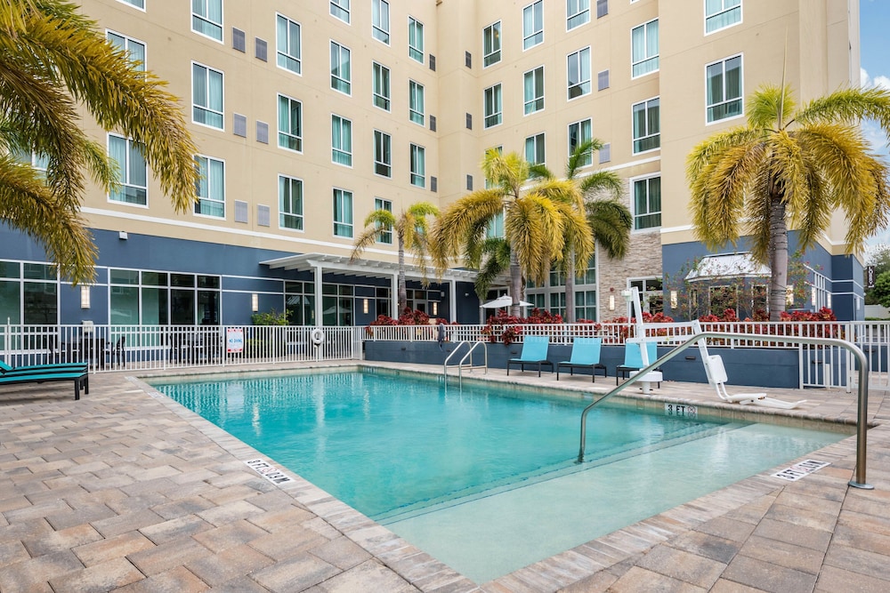 Staybridge Suites St. Petersburg FL 1/79