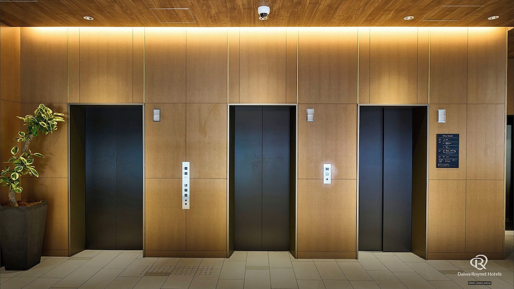 Daiwa Roynet Hotel Hakata Reisen Premier 33/50