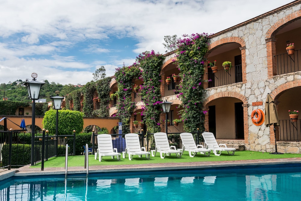 HOTEL ABADIA PLAZA 1/38