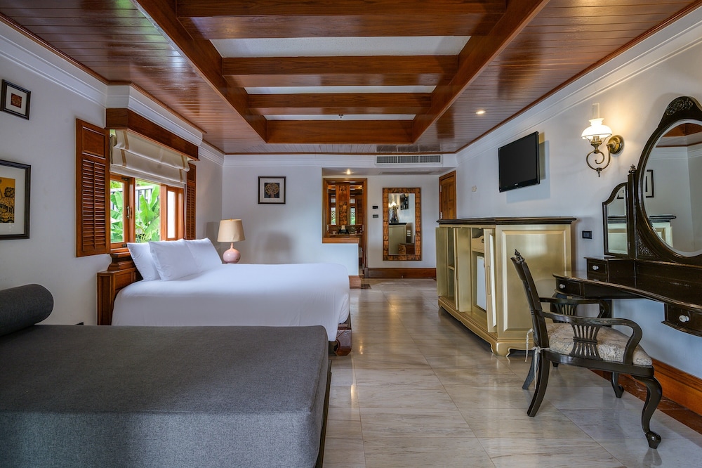 Thavorn Beach Village Phuket Resort and Spa 34/66