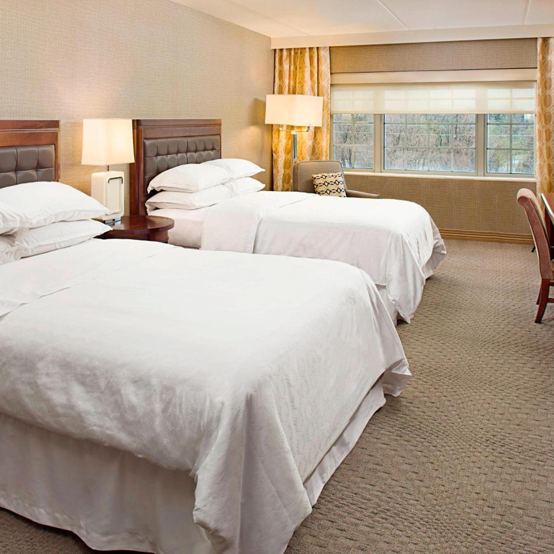 Room at Sheraton Rockville Hotel, ROCKVILLE - MD