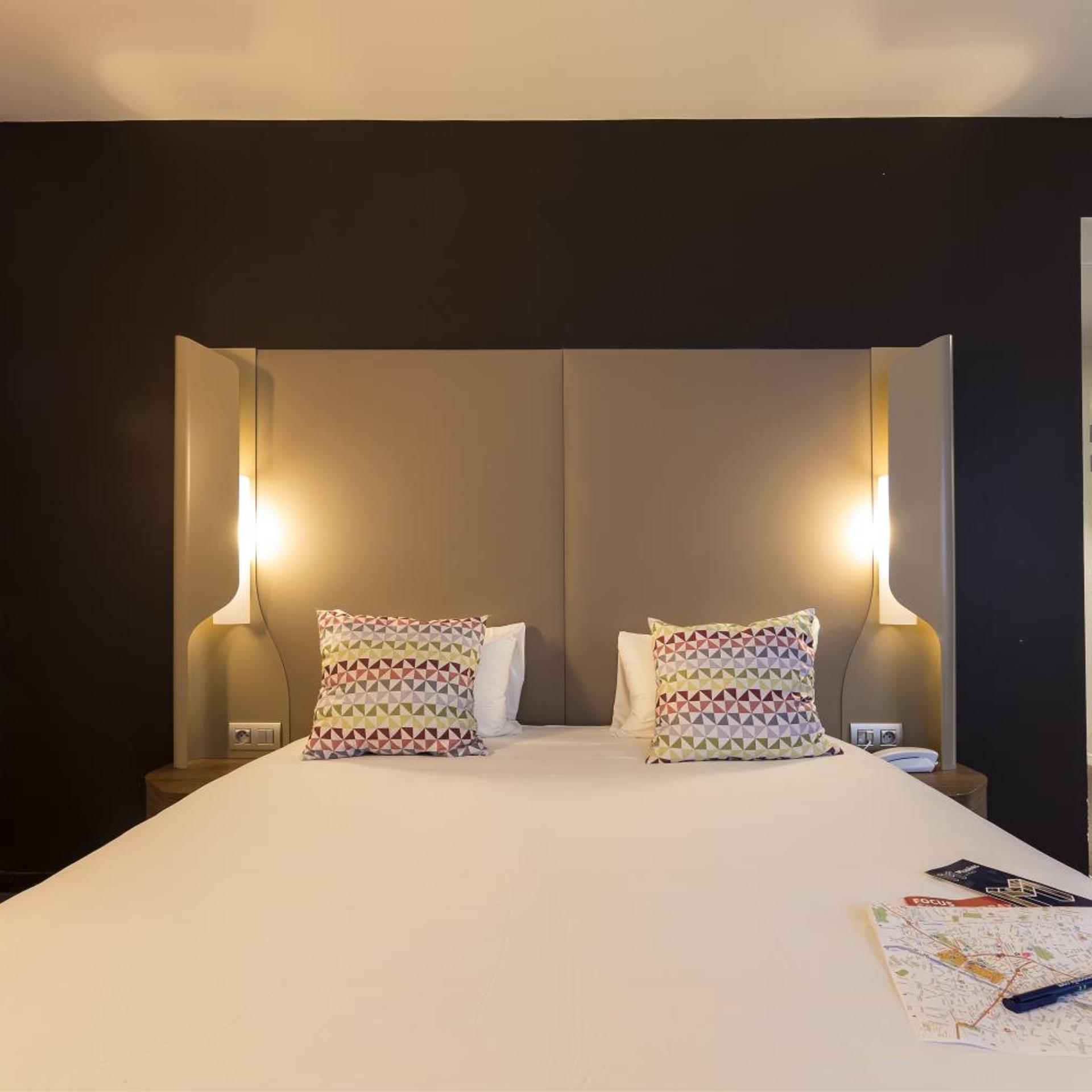 Next Generation, 1 Double and 1 Single Bed