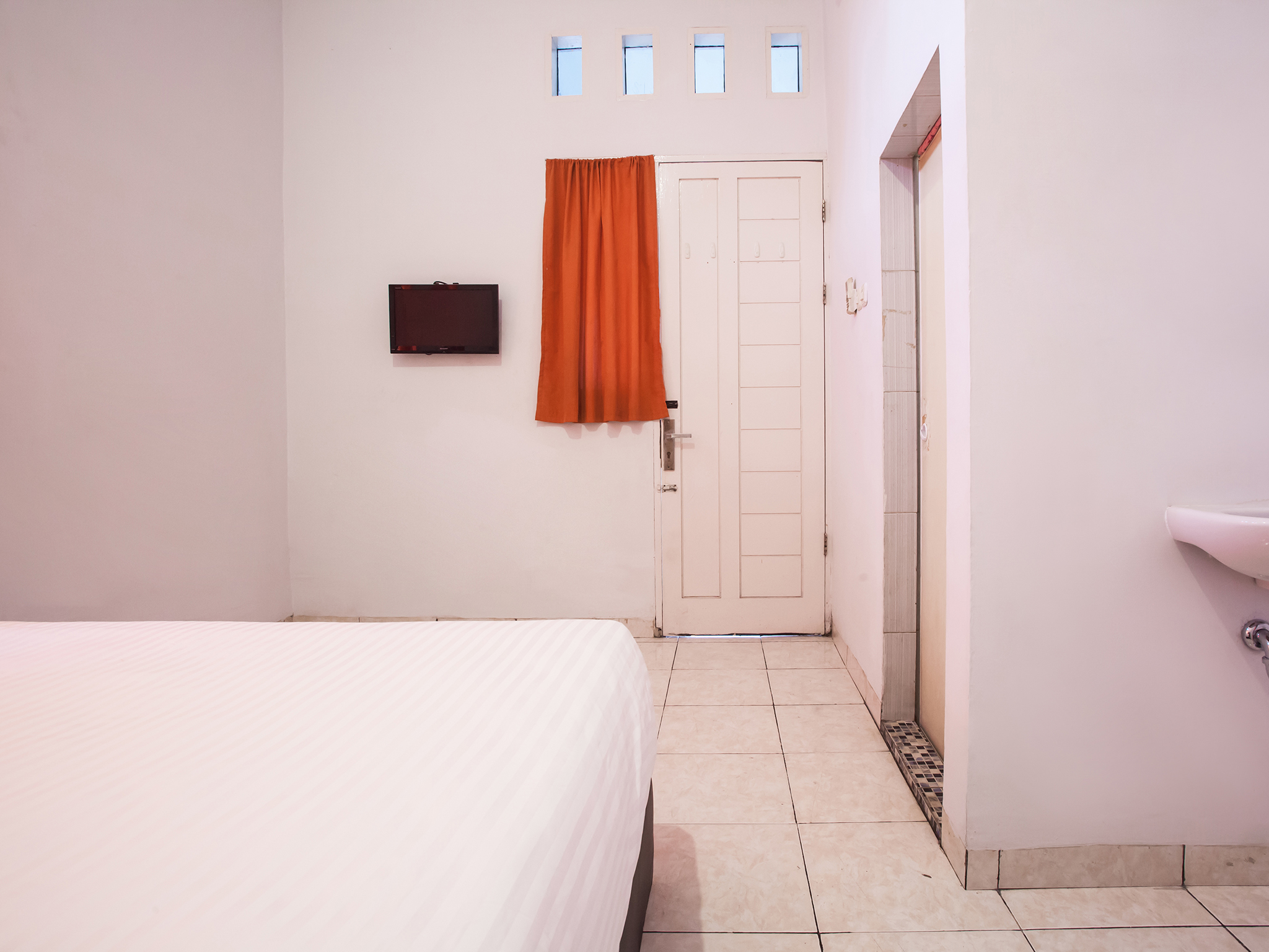 OYO 453 Rumah Idaman Bunda 12/21