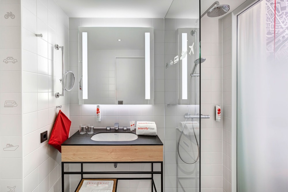 INTERCITYHOTEL BRAUNSCHWEIG 10/33