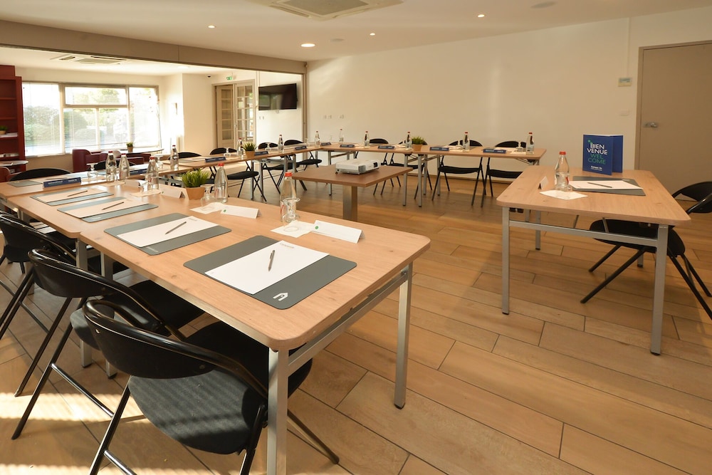 Hotel Campanile Reims Ouest Tinqueux 40/49