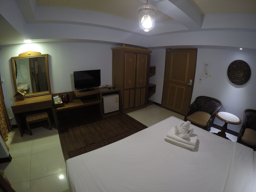 Kim Hostel At Morleng 12/63