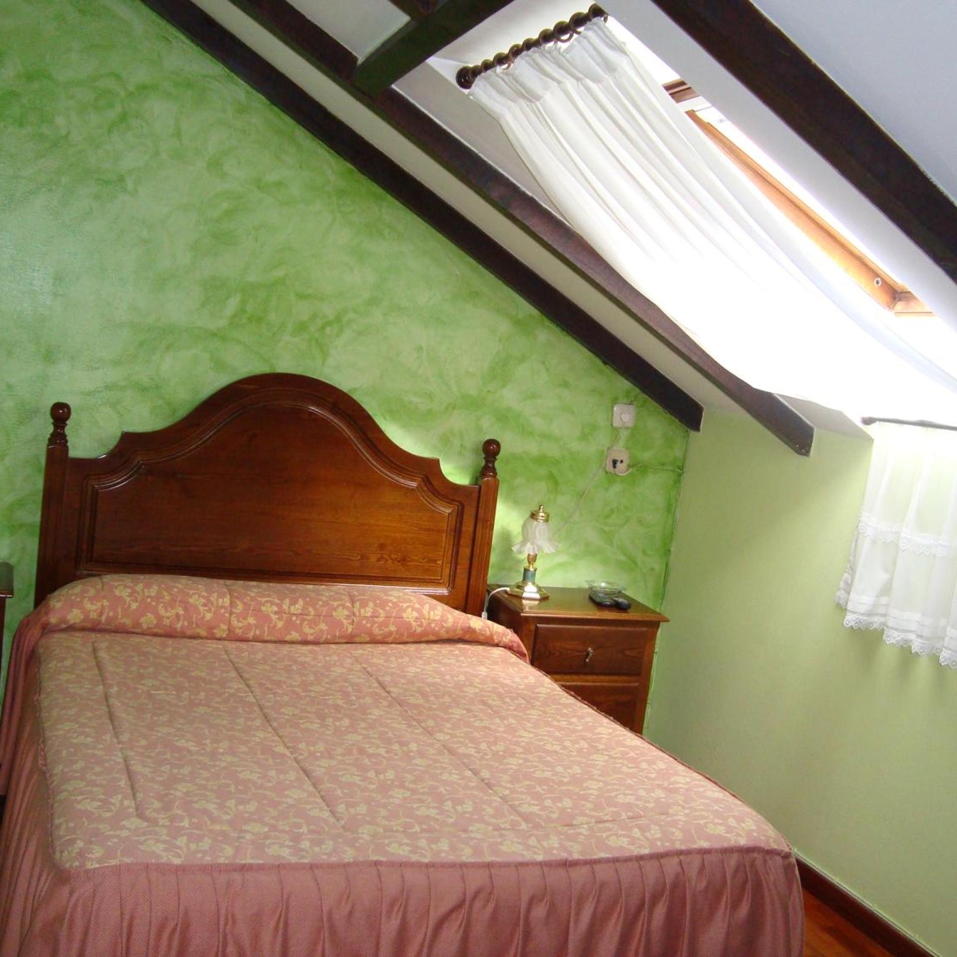 HOSTERIA PENA SAGRA 17/25