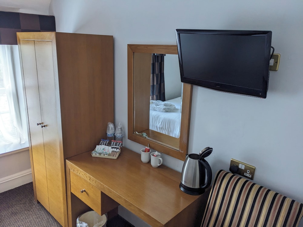 Maitlandfield House Hotel 43/54