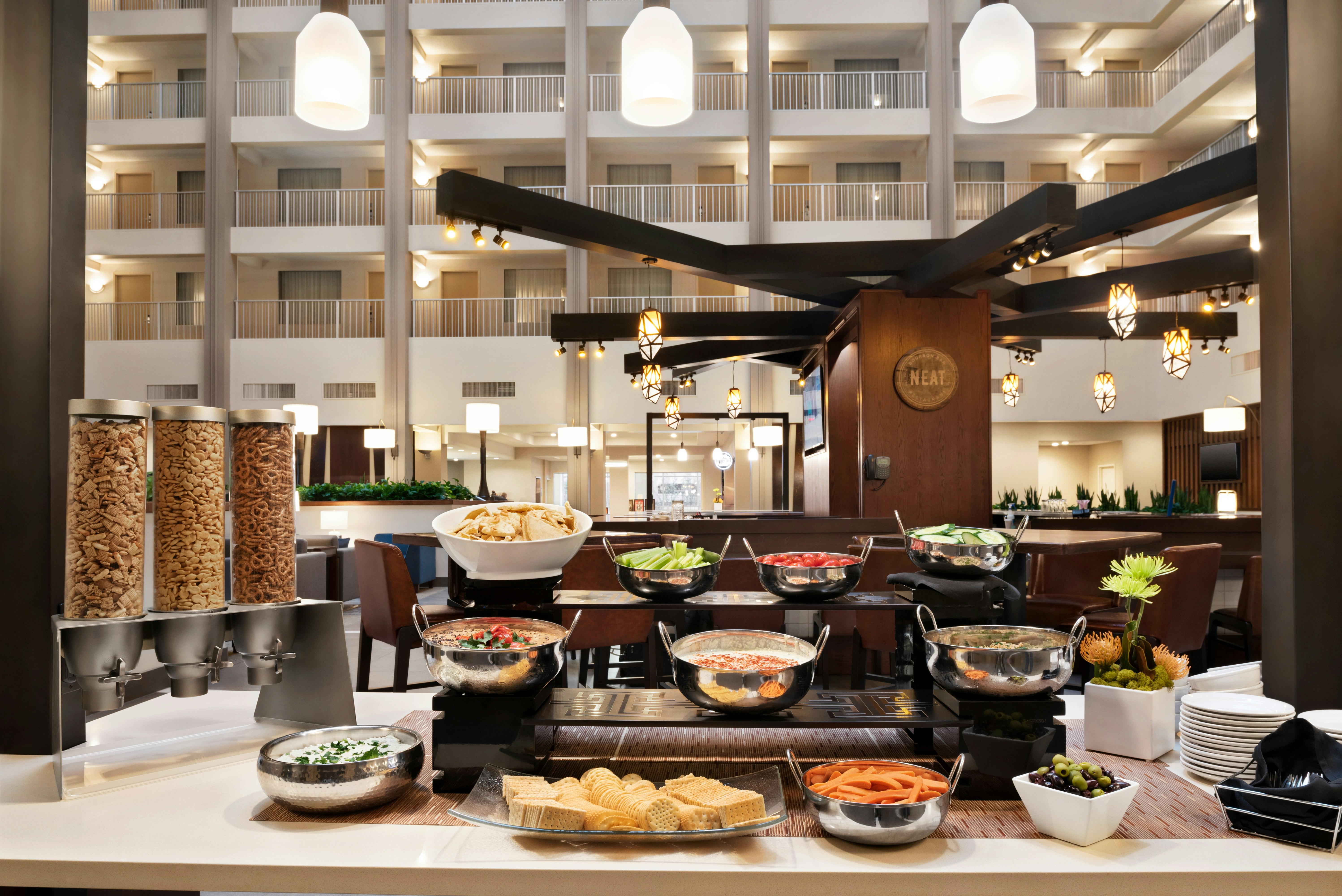 Embassy Suites By Hilton Cincinnati Rivercenter 46/53