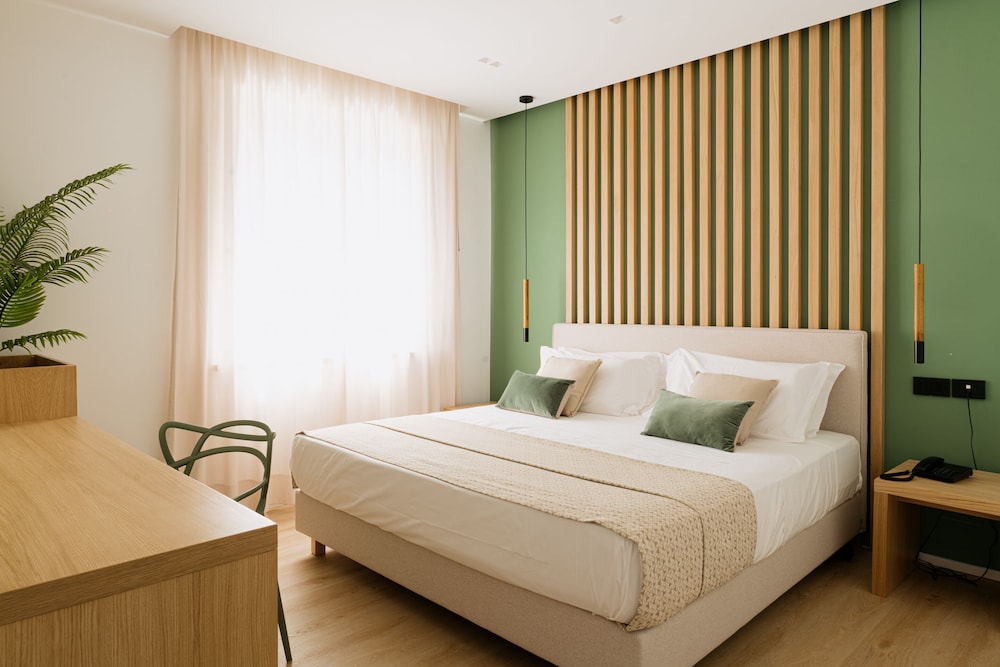 Hotel Plana 7/77