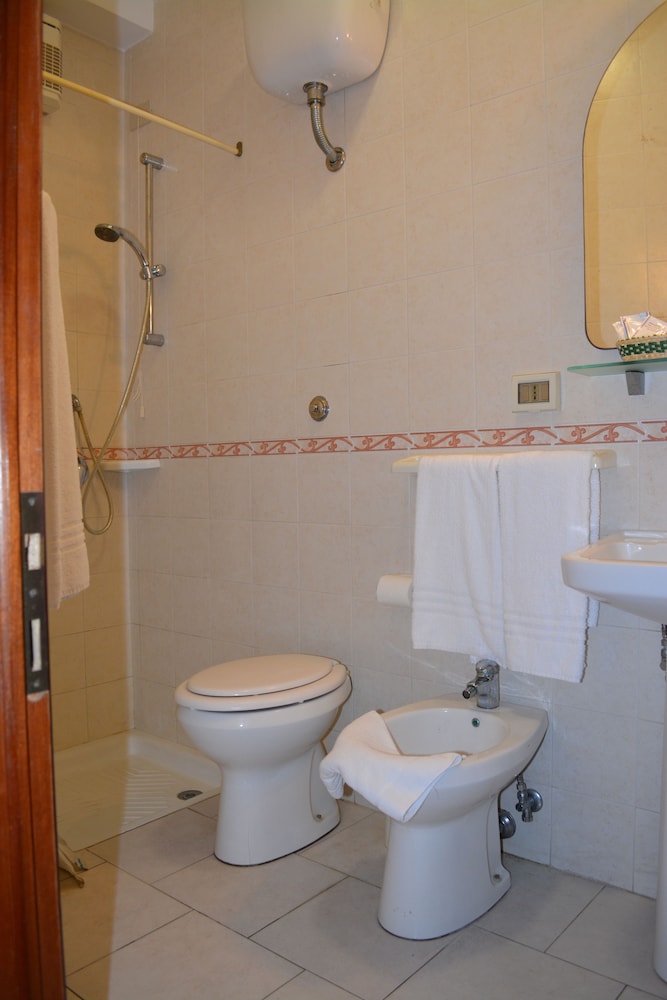 Hotel Condor 13/71