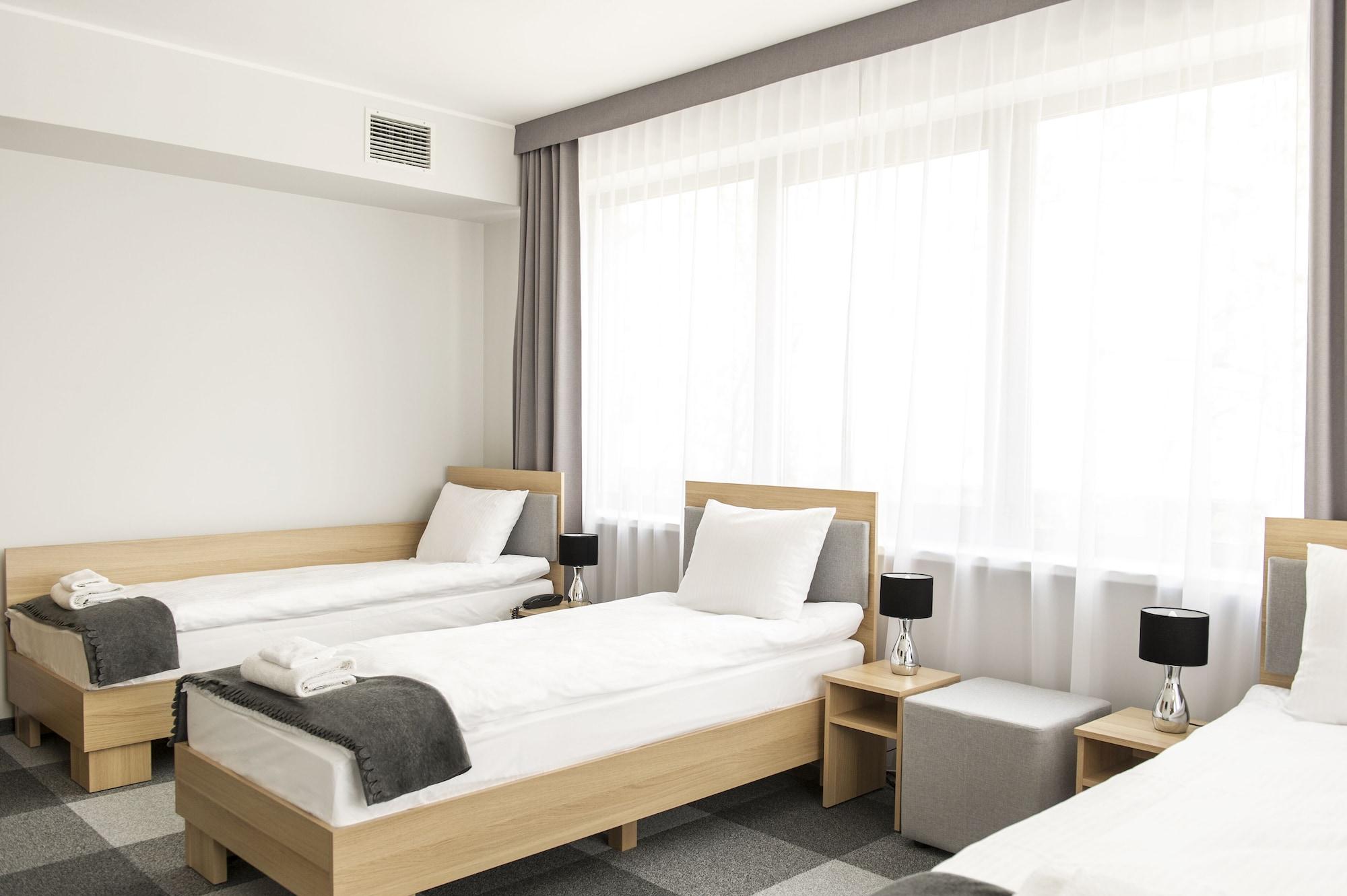 Waw Hotel 7/33