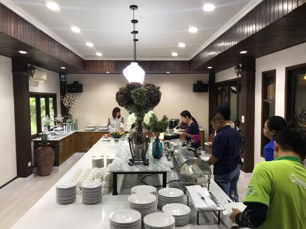 Kong Garden View Resort 44/63