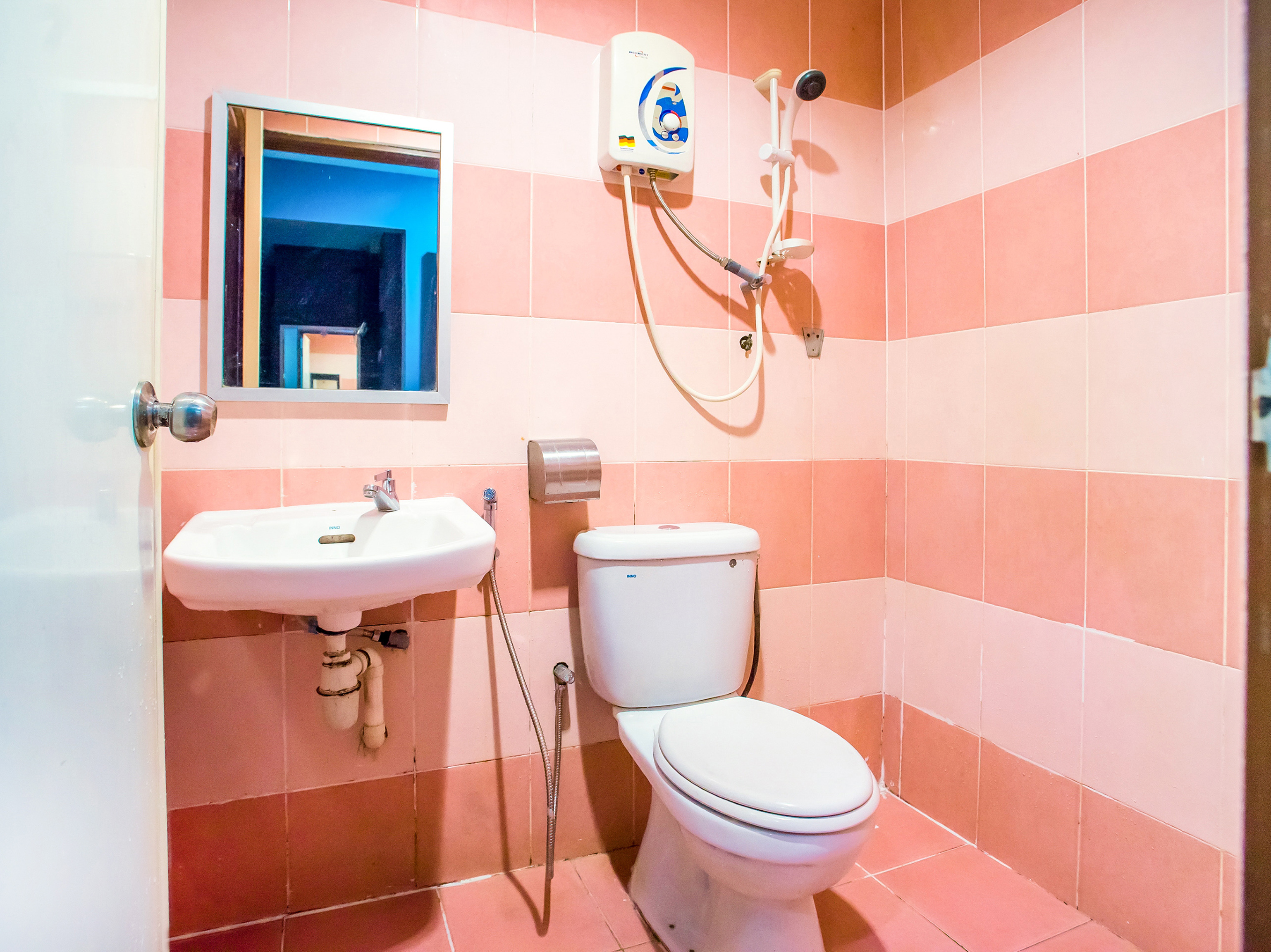 Alor Boutique Hotel 43/52