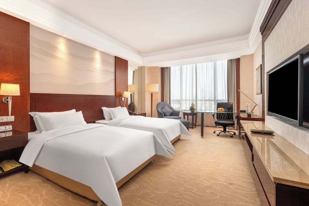Plaza Hotel Yuyao 15/50