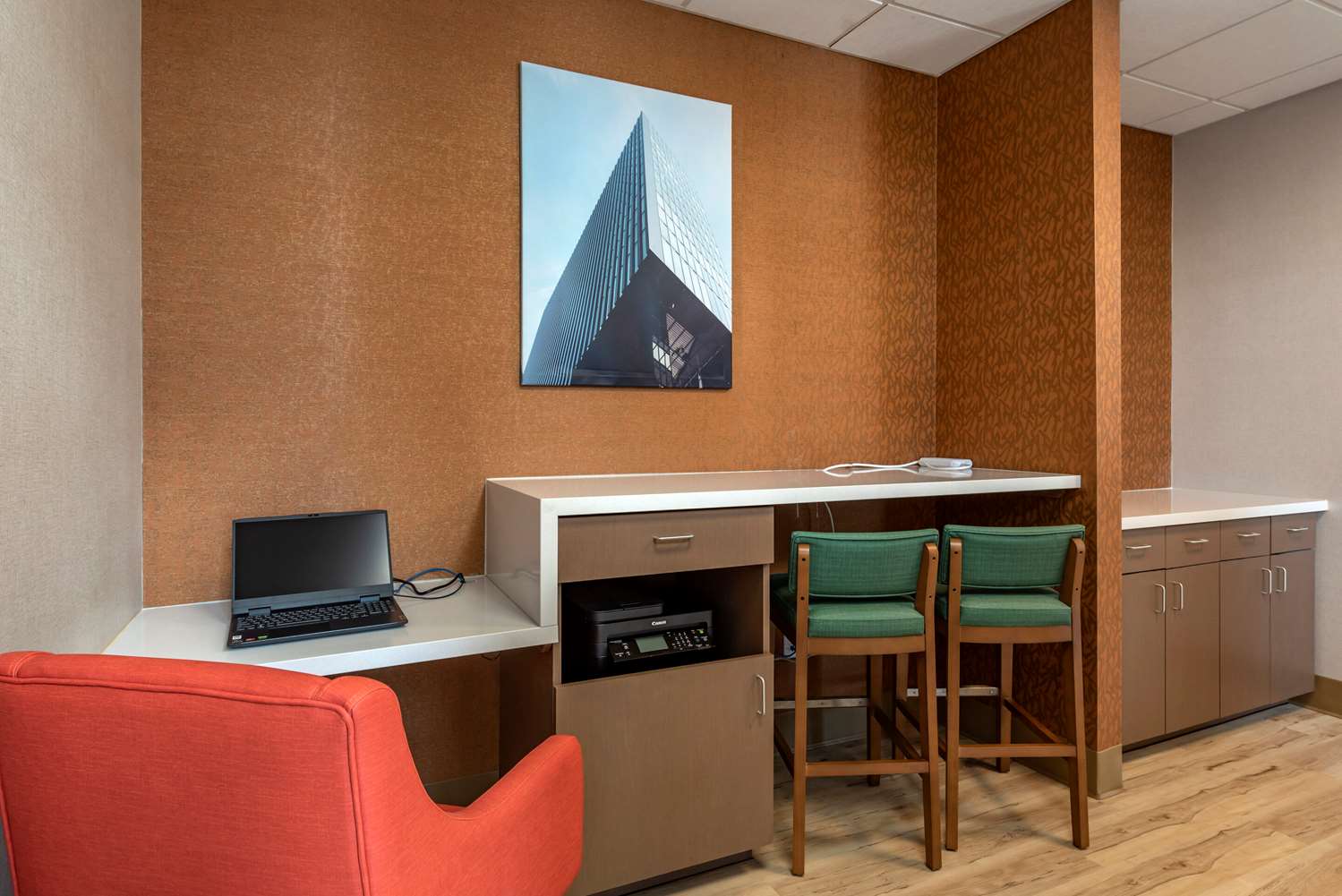 MainStay Suites Colorado Springs East - Medical Center Area 27/29