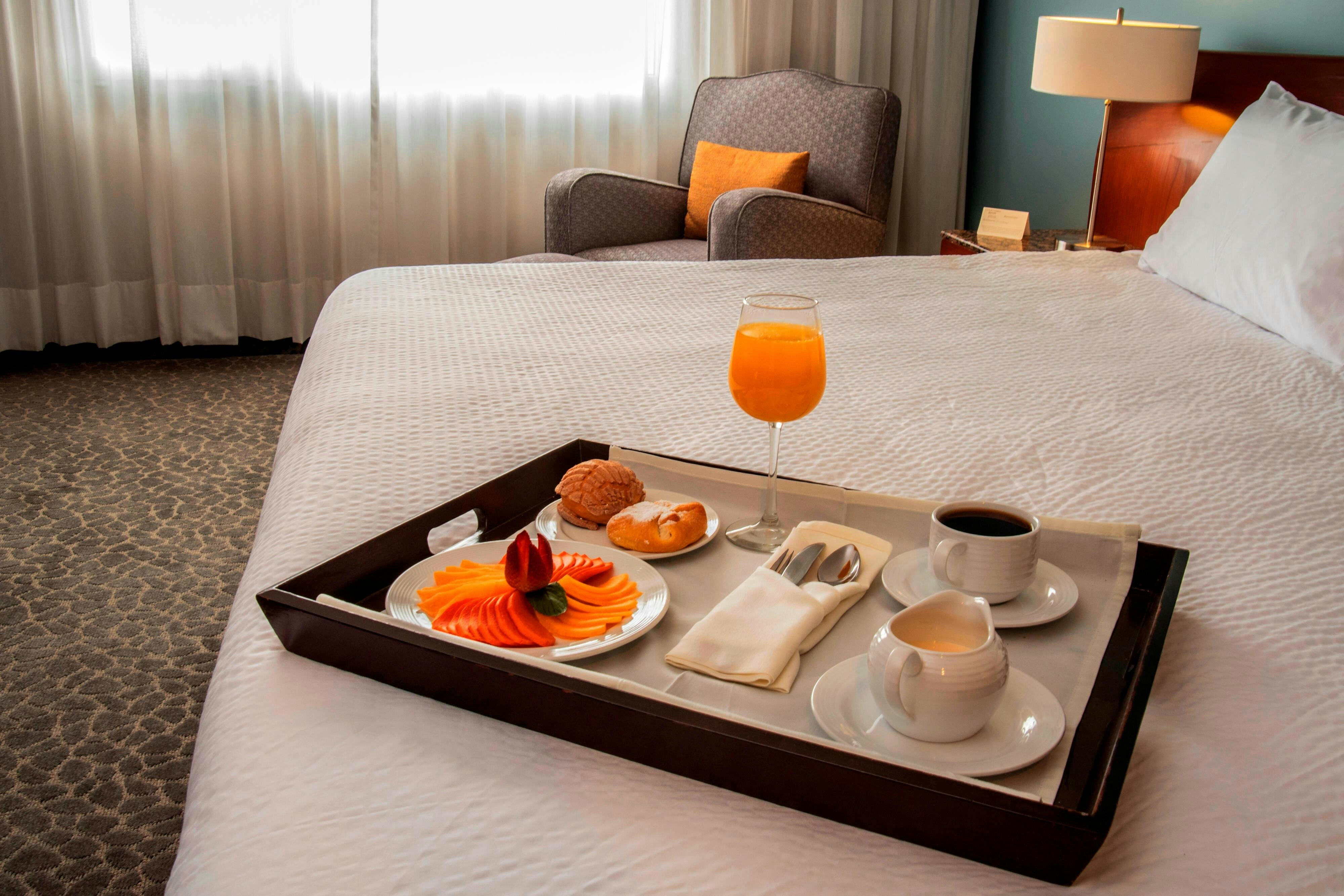 Courtyard By Marriott Mexico City Revolucion Ex Radisson Flamingos 12/31