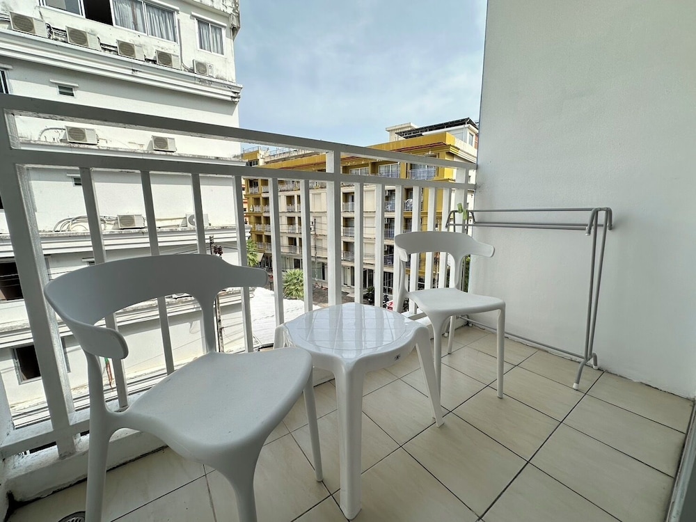 Hotel Baya Patong Beach 57/65