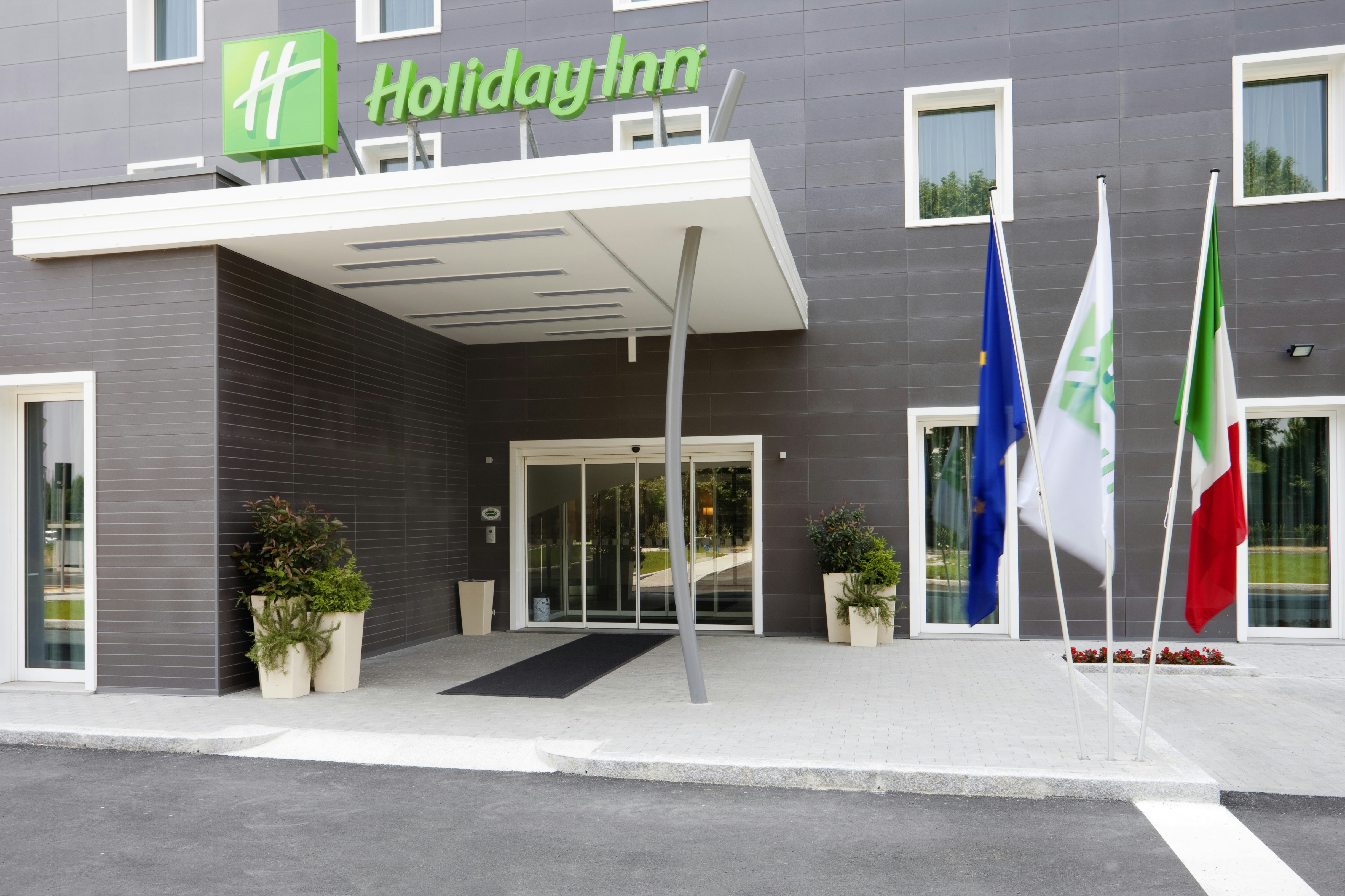Holiday Inn Milan Nord Zara 9/66