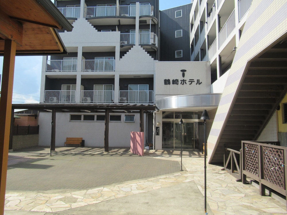 Tsurusaki Hotel 4/50