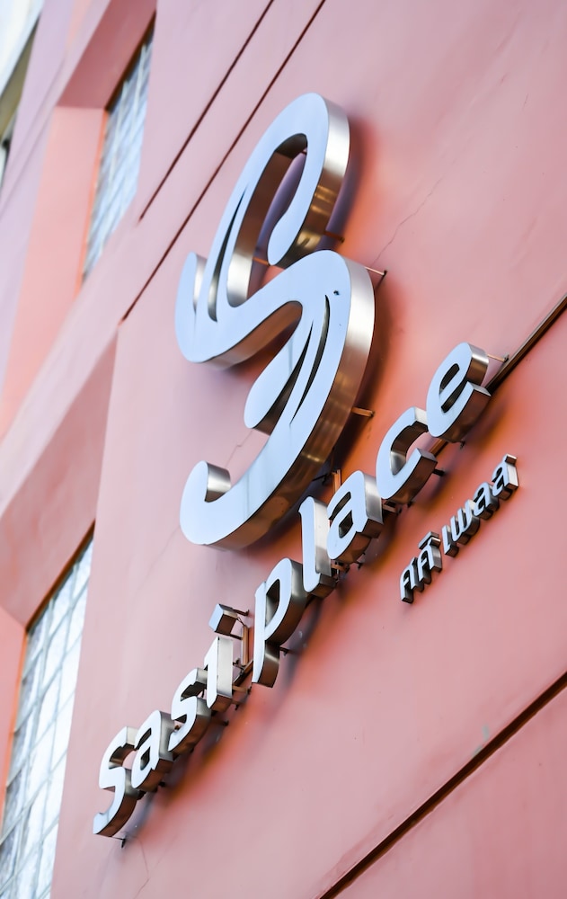 Sasi Place 6/65